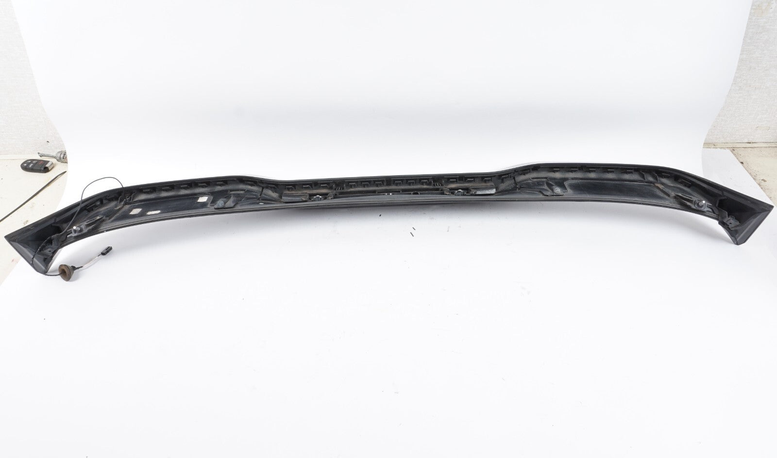2011 - 2014 PORSCHE CAYENNE REAR TAILGATE TRUNK LID SPOILER WING OEM