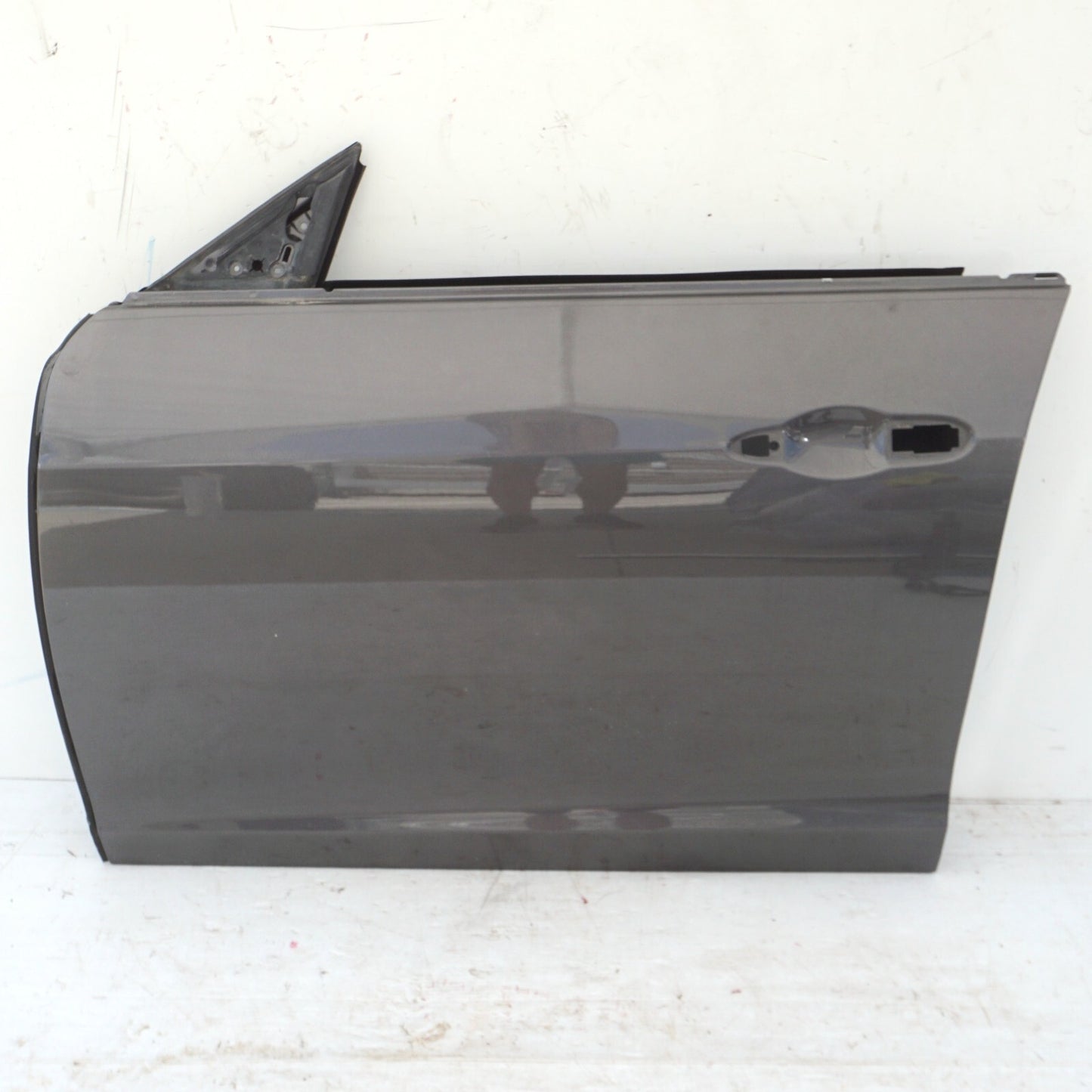 2014-2019 MASERATI GHIBLI FRONT LEFT DRIVER DOOR SHELL  OEM