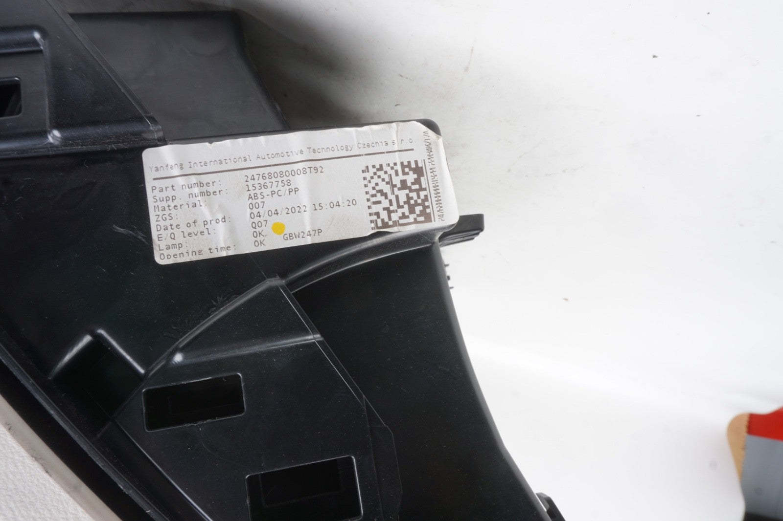 2022 - 2025 MERCEDES EQB 300 X243 DASHBOARD GLOVE BOX BEIGE OEM