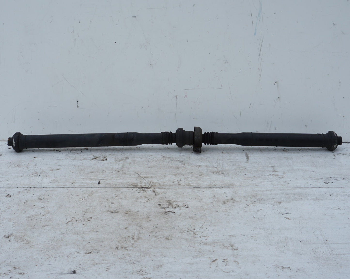 11-18 Porsche Cayenne 958 4.8l Rear Driveshaft 7P5521102F OEM