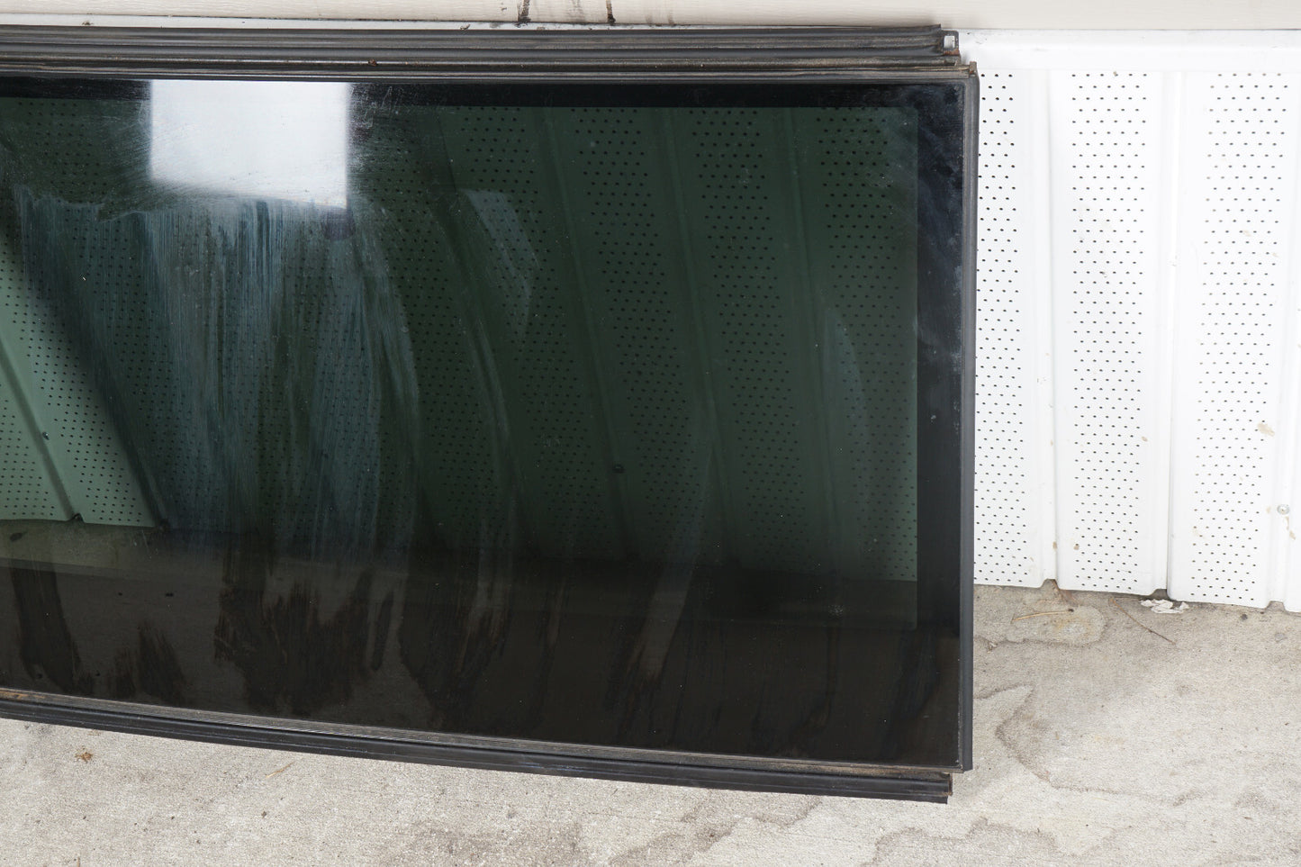 2007 - 2009 AUDI Q7 CENTER SUNROOF GLASS PANEL 989716210 OEM