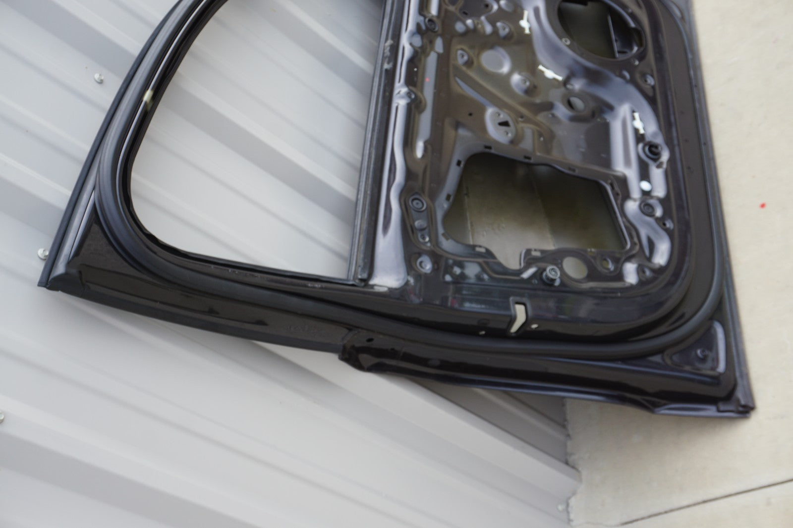 2011 - 2018 Audi A8l Front Left Driver Side Door Shell OEM