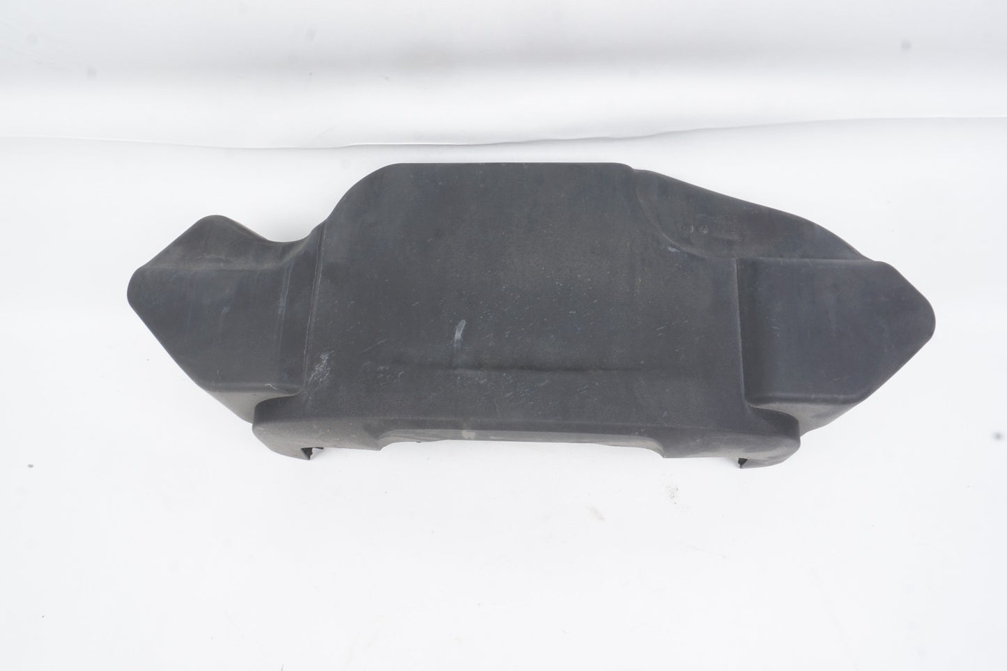 2011 - 2013 AUDI A8 D4 4.2L V8 Engine Cover 079103925N OEM