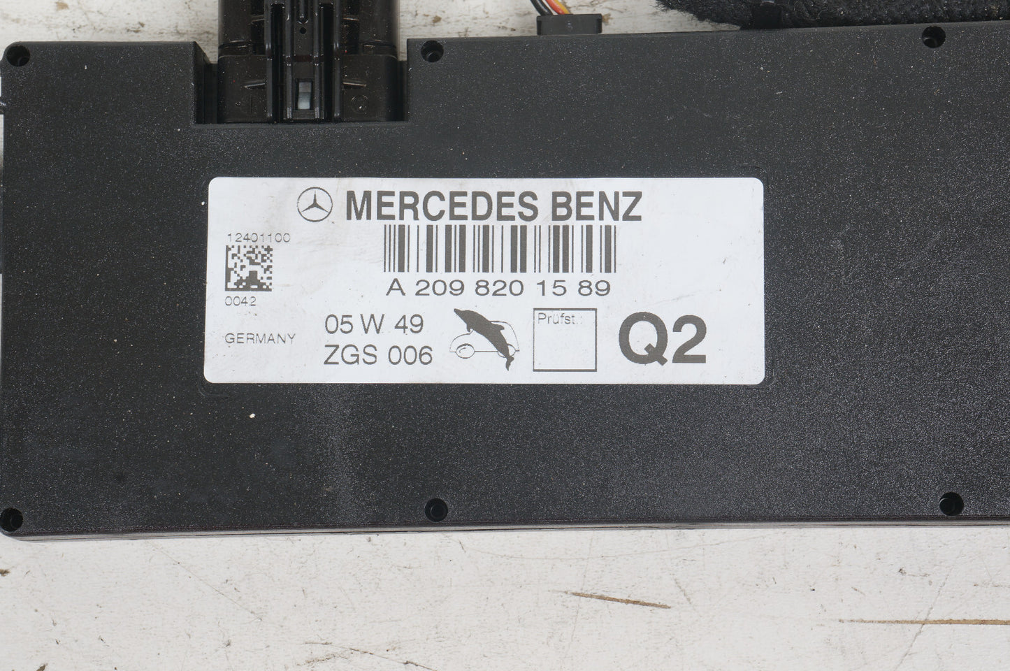 06 -09 Mercedesz CLK350 CLK500 W209 CONVERTIBLE LEFT RADIO KEY AM FM SIGNAL OEM