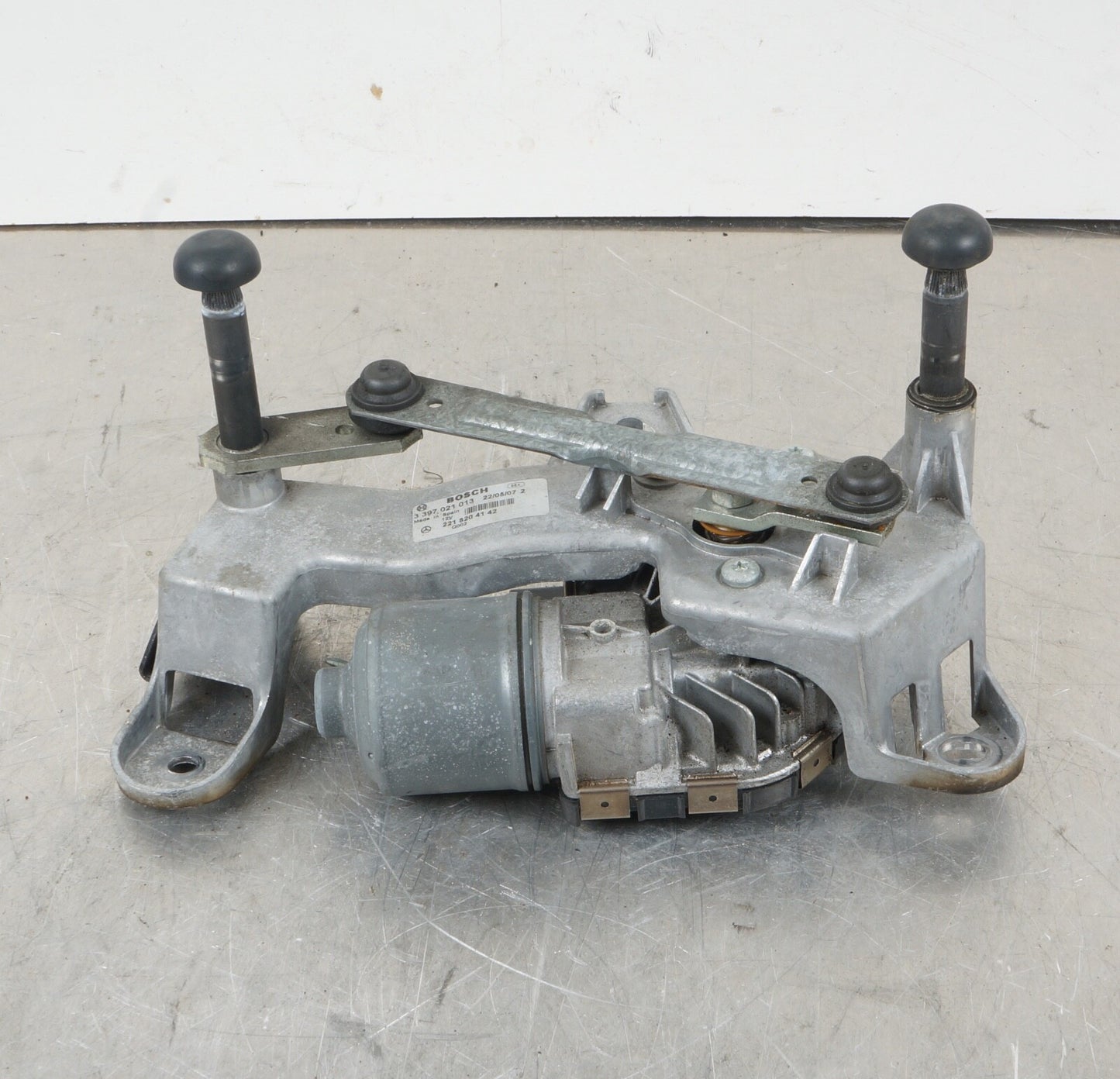 07 - 13 MERCEDES W221 S400 S550 CL550 WINDSHIELD RIGHT PASS WIPER MOTOR DRIVE
