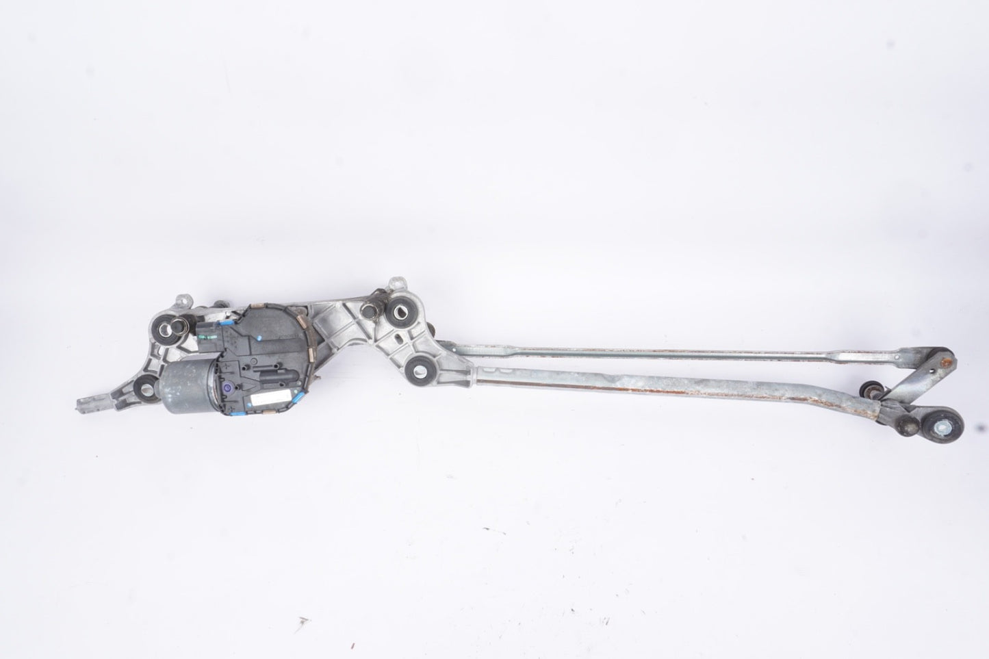 2011 - 2016 Porsche Cayenne Windshield Wiper Motor Linkage OEM Used