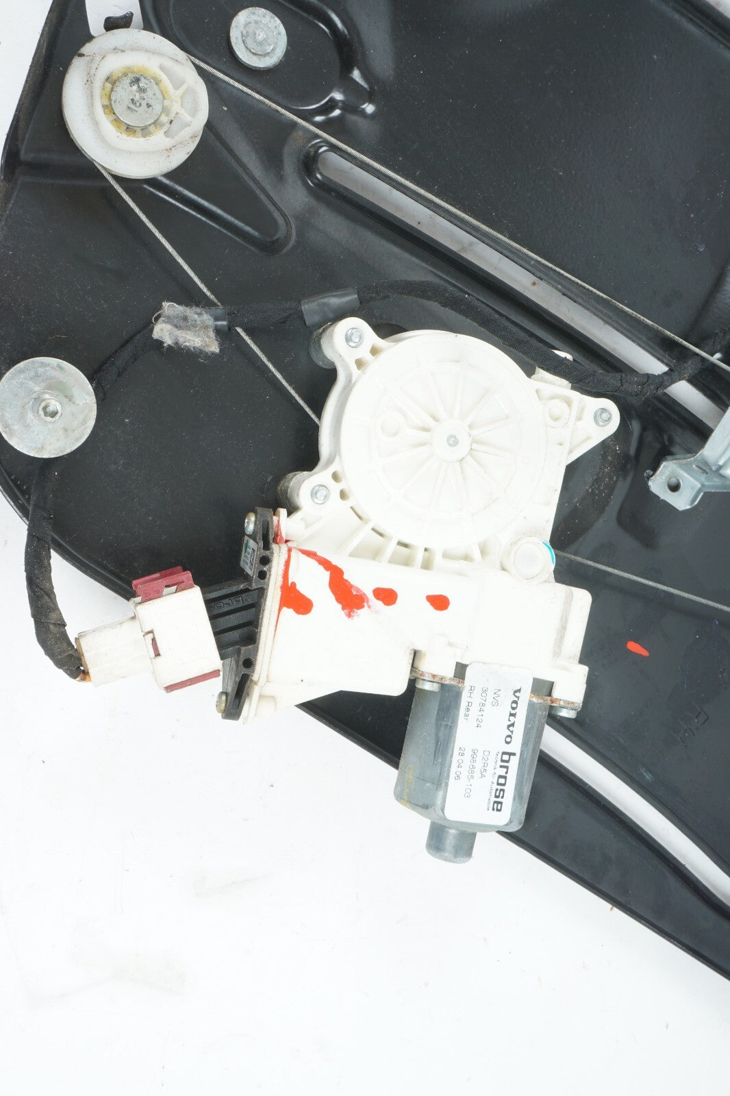 2006-2013 VOLVO C70 REAR RIGHT QUARTER WINDOW REGULATOR W/ MOTOR OEM