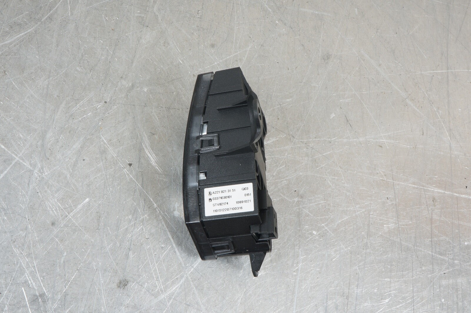07-13 Mercedes W221 S450 S550 Front Right Passenger Door Lock Switch 2218213151