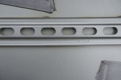 06 - 11 Mercedes W164 ML63 ML350 ML500 FRONT LEFT DRIVER SIDE DOOR SHELL OEM