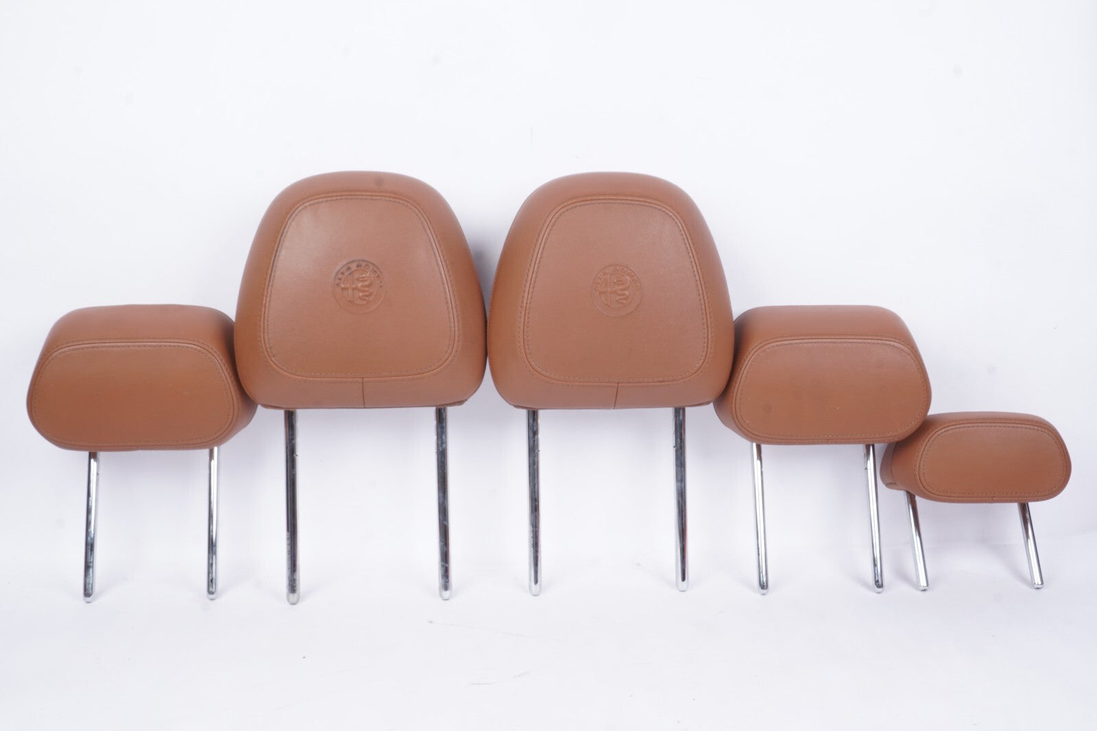 2017 - 2021 Alfa Romeo Giulia Headrest L And R Front And Rear Brown Leather OEM