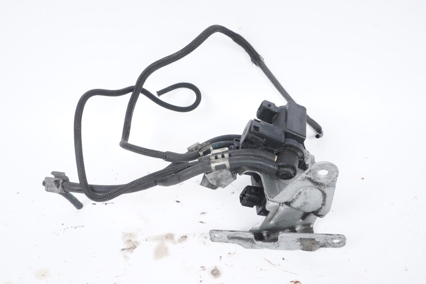 11-17 BMW E90 E92 F10 F30 135I 335I 535I M5 TURBO PRESSURE BOOST SOLENOID VALVE