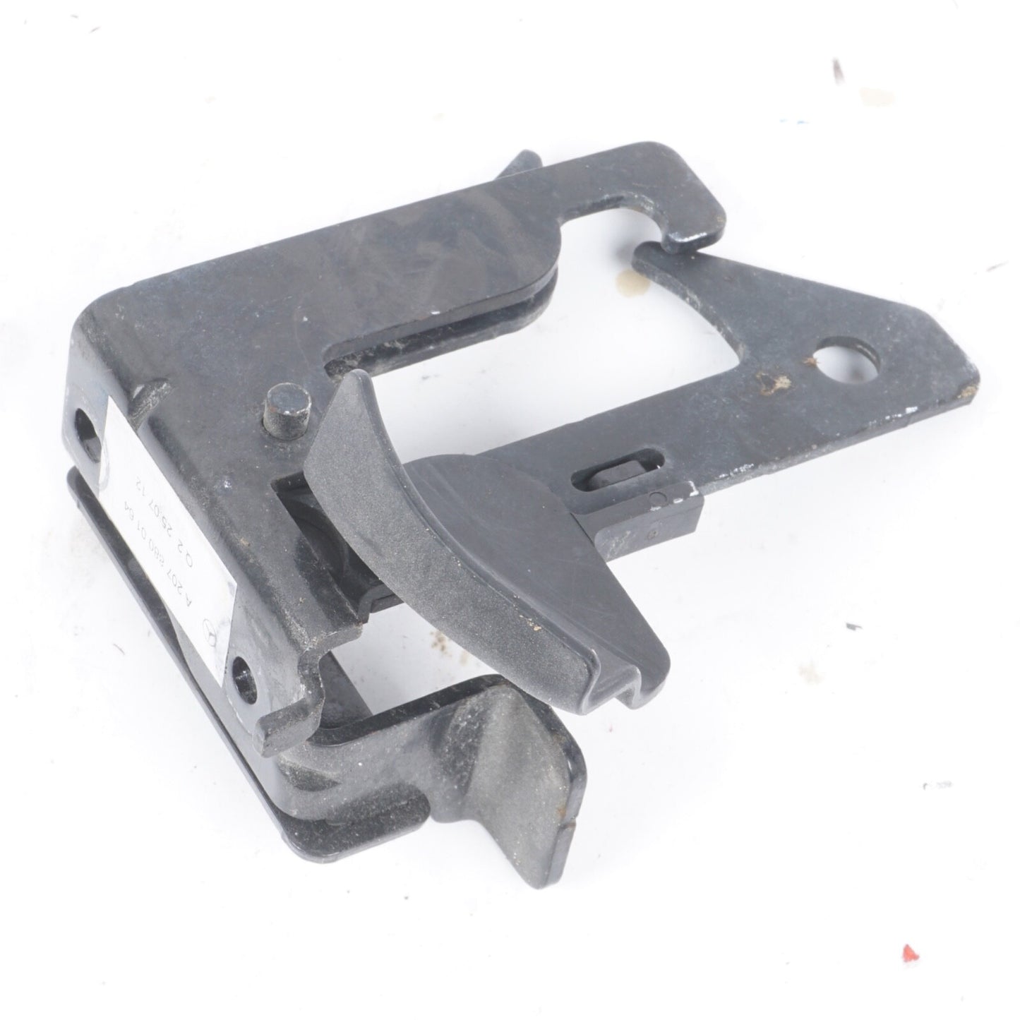 2010 - 2013 MERCEDES E350 E550 CONVERTIBLE HOOD SAFETY LATCH