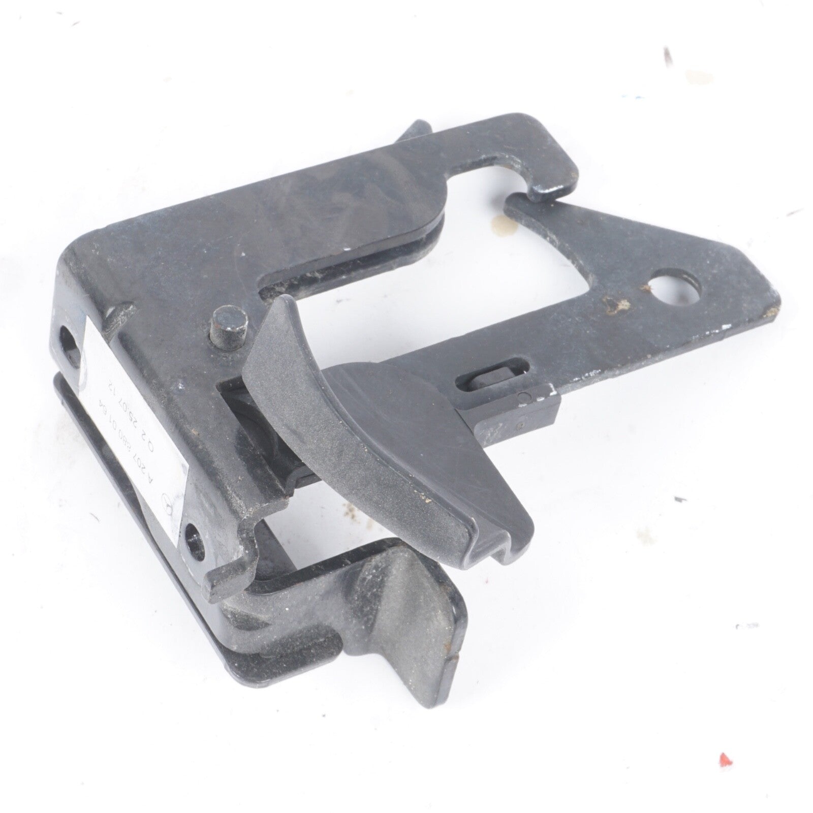 2010 - 2013 MERCEDES E350 E550 CONVERTIBLE HOOD SAFETY LATCH