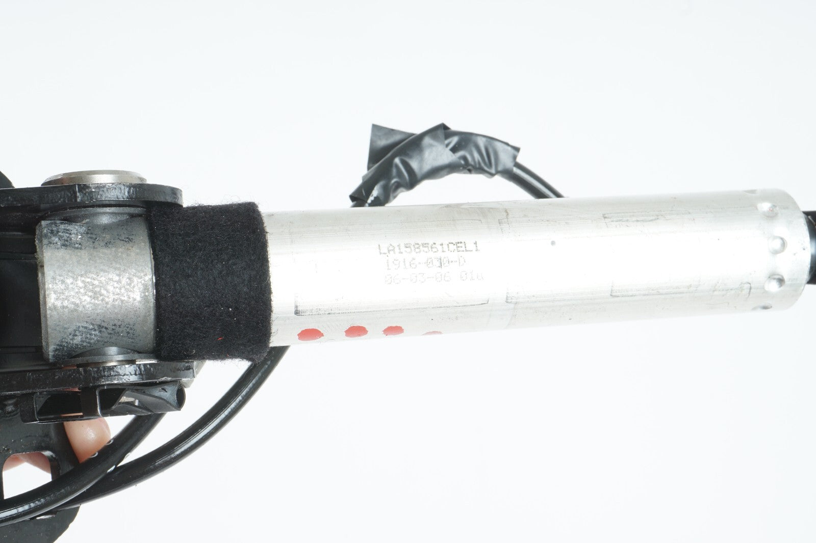2006-2013 VOLVO C70  Roof Hydraulic Shock Line Right Passenger Side 31 32 OEM