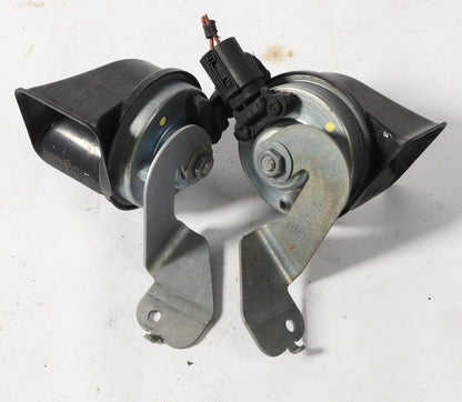 12-18 BMW F01 F06 F12 F13 640I 650I M6 HIGH LOW PITCH HORN PAIR HORNS SIGNAL OEM
