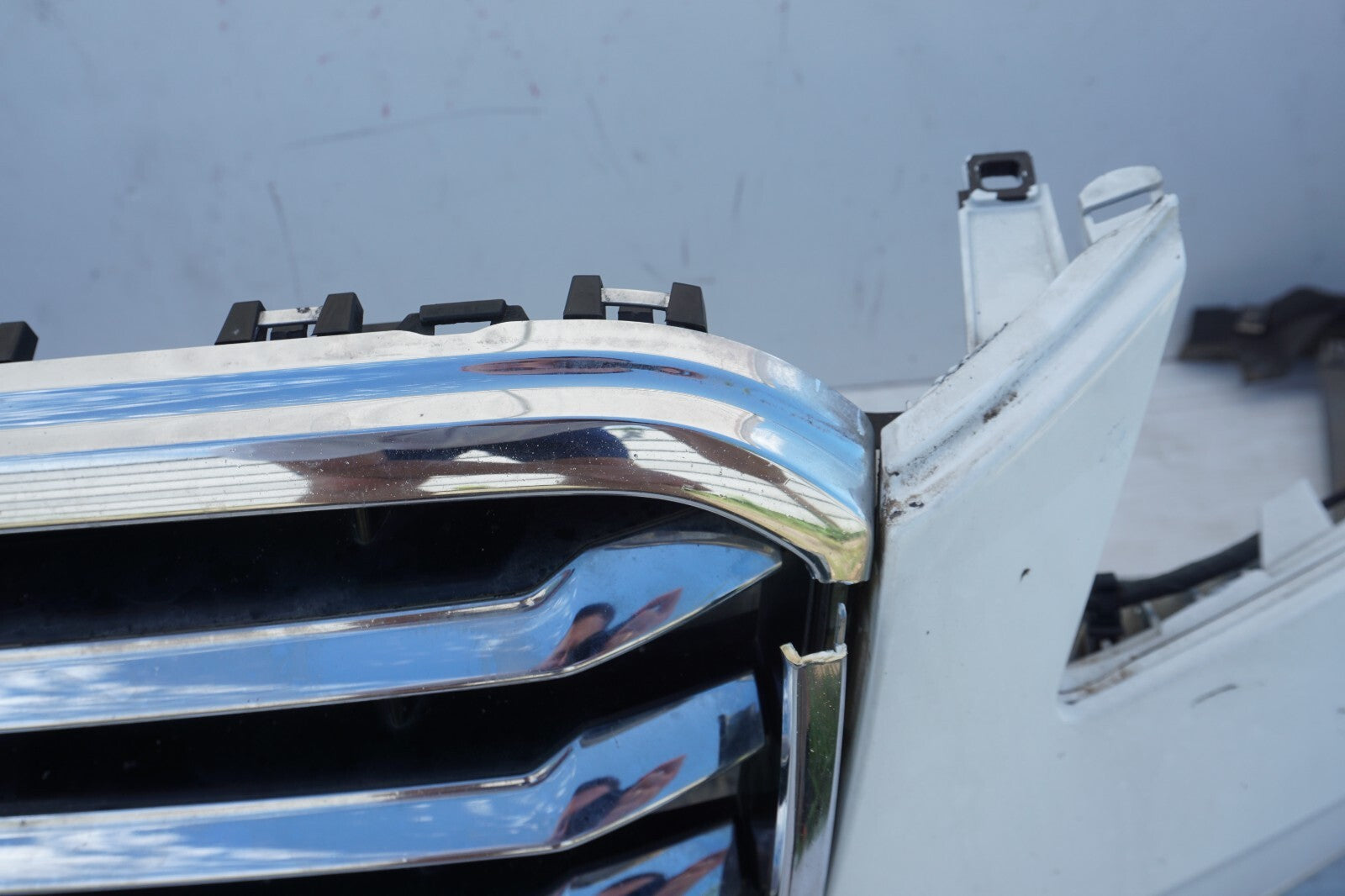 2011 - 2014 AUDI A8 A8L FRONT BUMPER COVER ASSEMBLY OEM