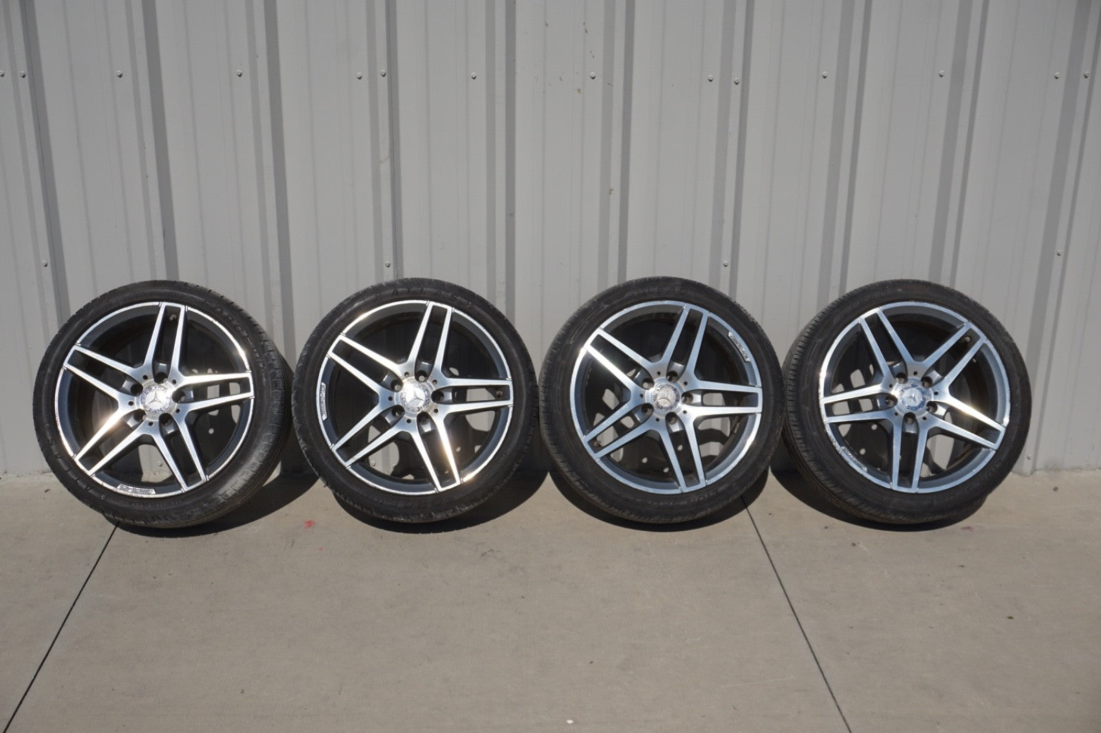 2014-2016 MERCEDES-BENZ E350/400/550 WHEEL RIM 18 OEM 2074010000