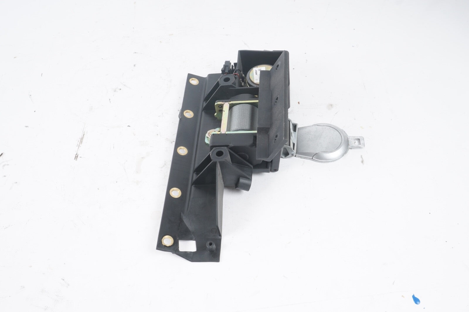 03-08 Mercedes R230 SL500 Rear Right Seat Belt Retractor Luggage w/Speaker OEM