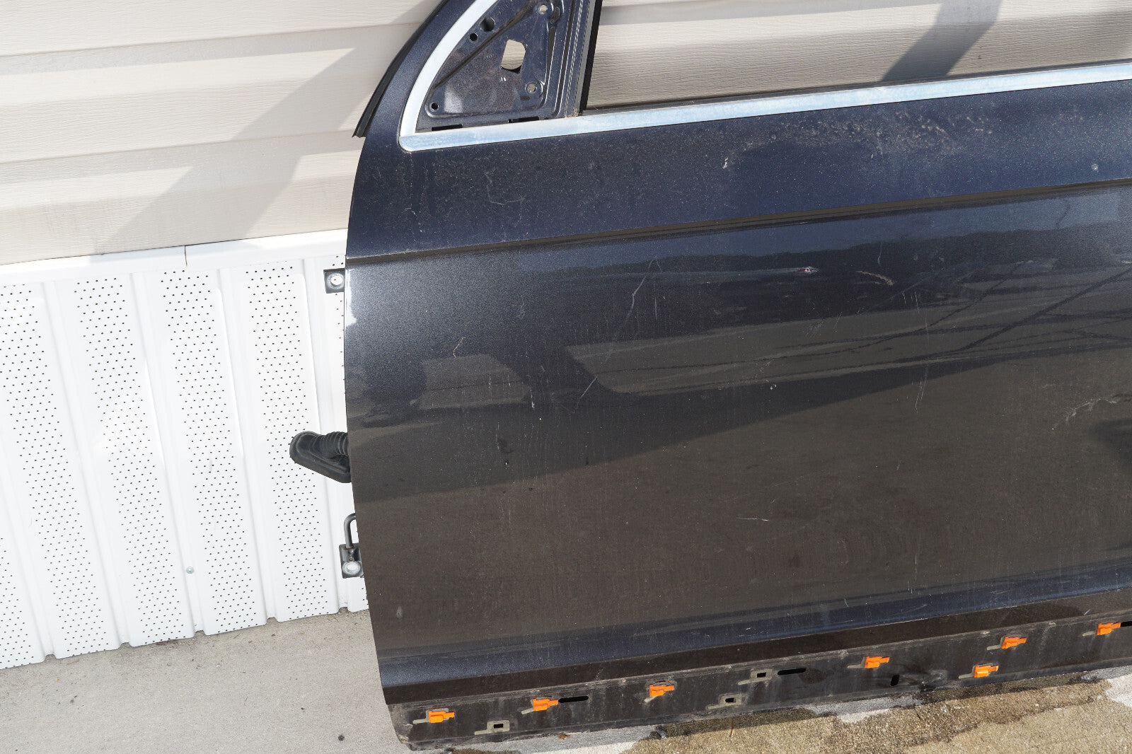 2007 - 2009 AUDI Q7 FRONT LEFT DRIVER DOOR SHELL OEM