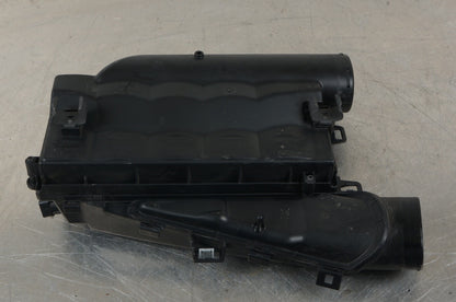 12-17 Mercedes W221 S550 CL550 E550 Air Intake Cleaner Box Right 2780900201 OEM