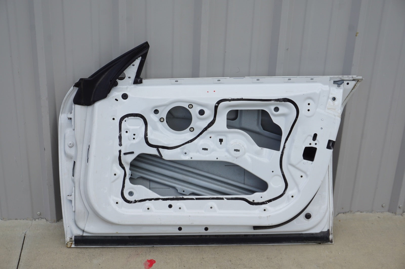 2012-2018 BMW 640i 650I F06 GRAN COUPE RIGHT PASSENGER FRONT EXTERIOR DOOR SHELL