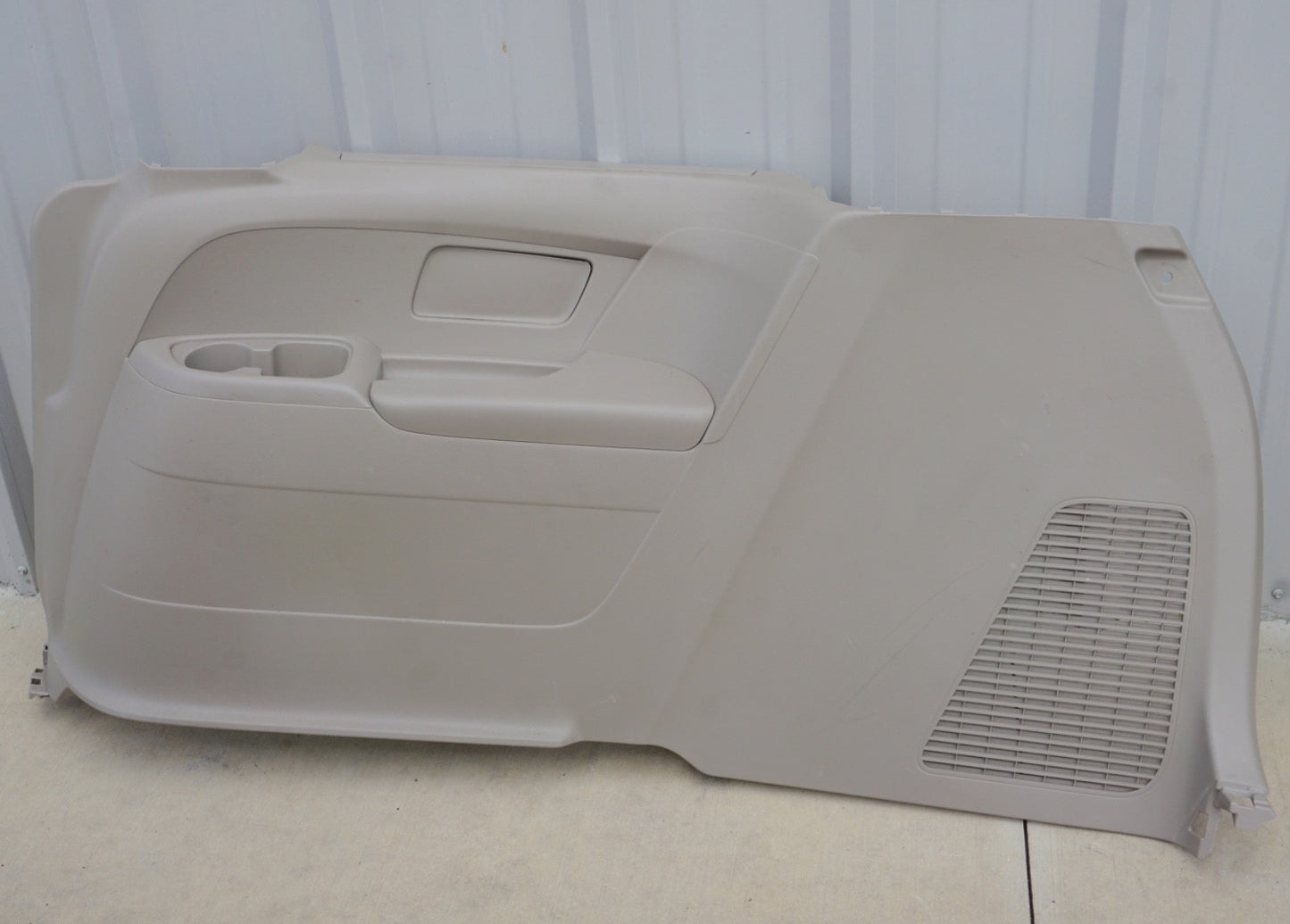 2014-2017 HONDA ODYSSEY ELITE TRUNK REAR RIGHT SIDE QUARTER PANEL TRIM COVER OEM