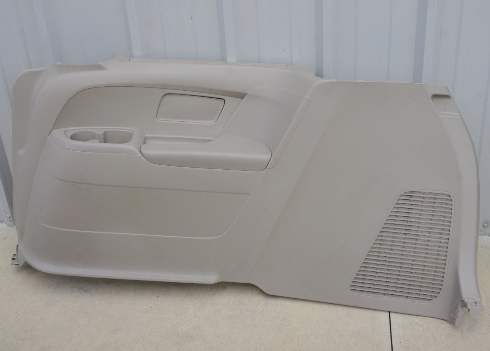 2014-2017 HONDA ODYSSEY ELITE TRUNK REAR RIGHT SIDE QUARTER PANEL TRIM COVER OEM