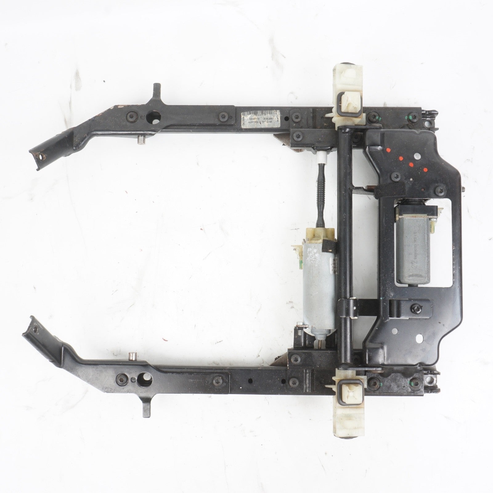 07-13 Mercedes W221 S550 S63 AMG Rear Left or Right Recline Seat Track Frame OEM