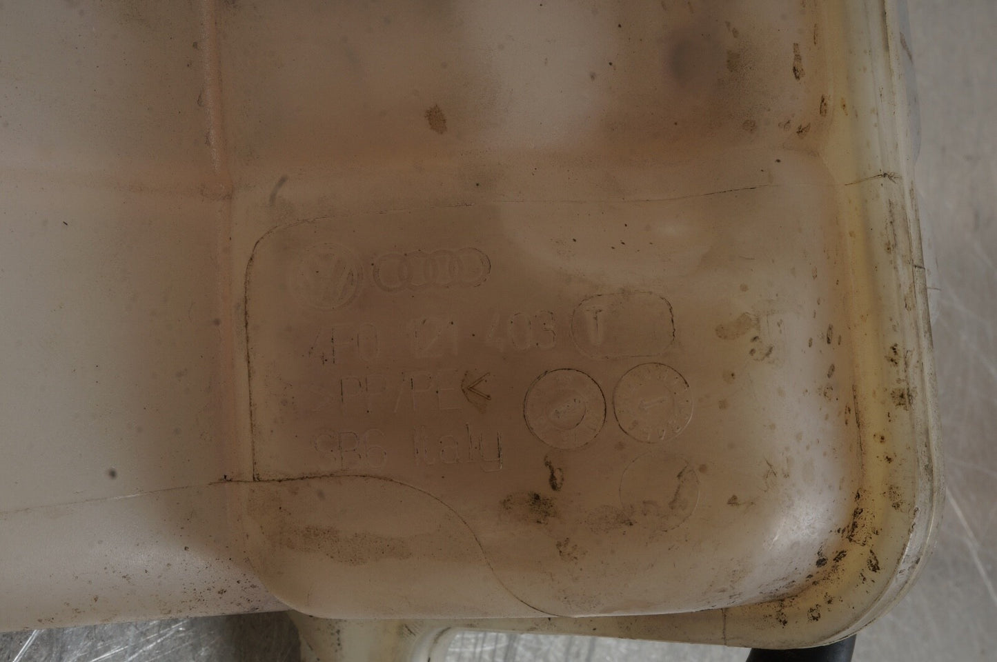 2009-2011 AUDI A6 QUATTRO 3.0L - Coolant Reservoir / TANK / Bottle 4F0121403T