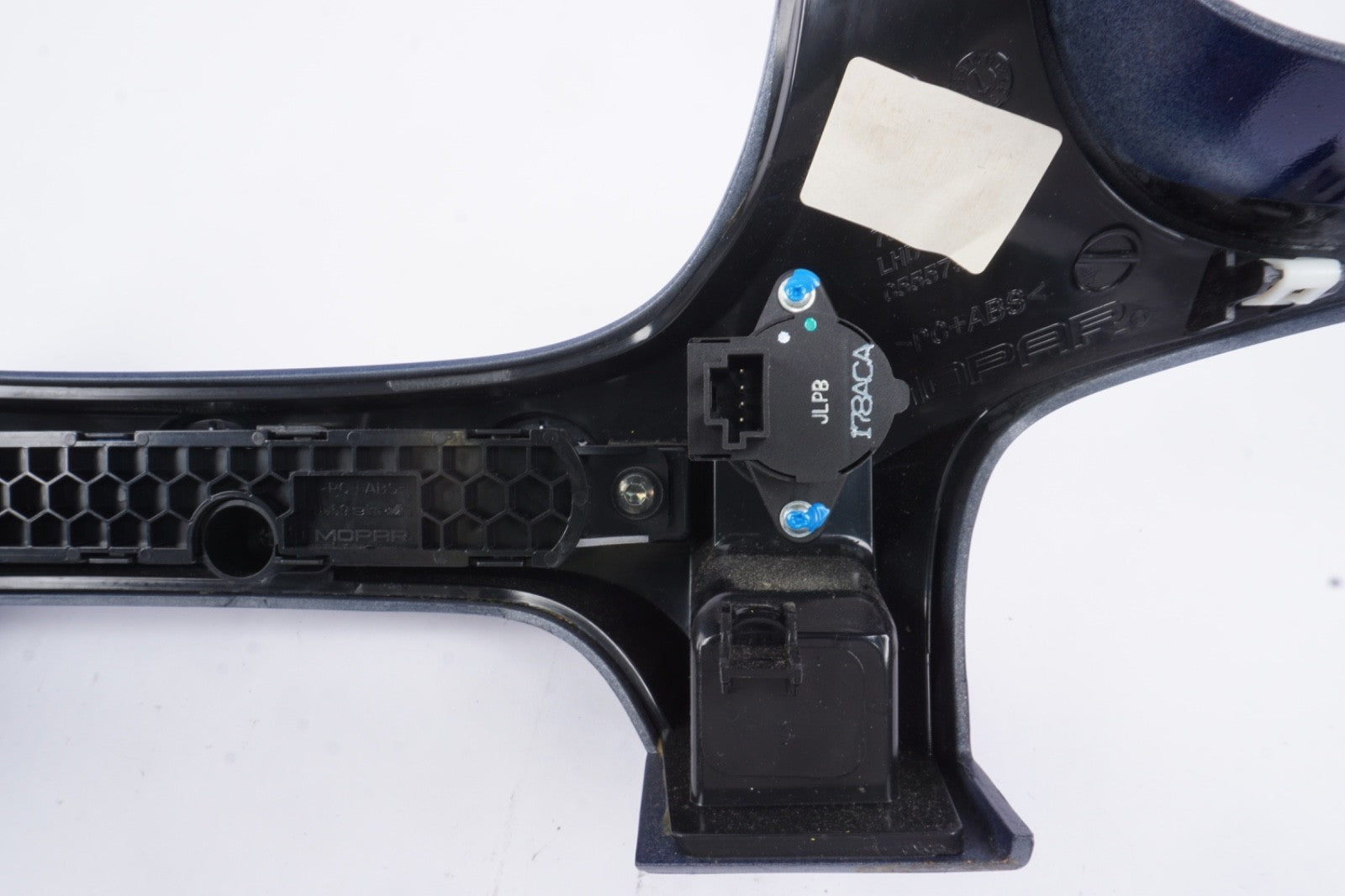 2016-18 FIAT 500X CENTER DASH TRIM BEZEL W/ HAZARD TRACTION SWITCH BLUE OEM