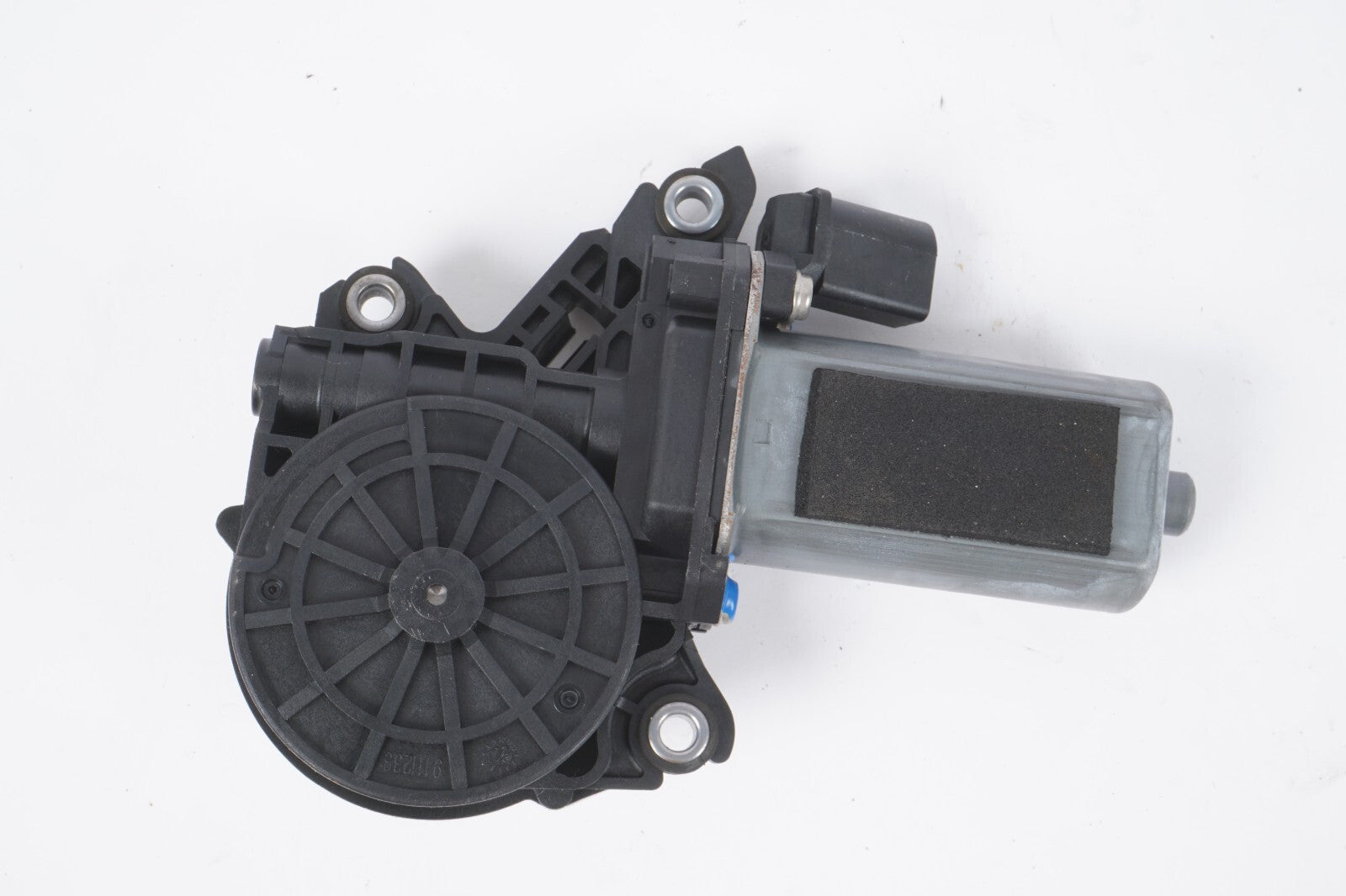 12-17 AUDI A8L A8 REAR RIGHT PASSENGER POWER DOOR CLOSE ASSIST MOTOR  OEM