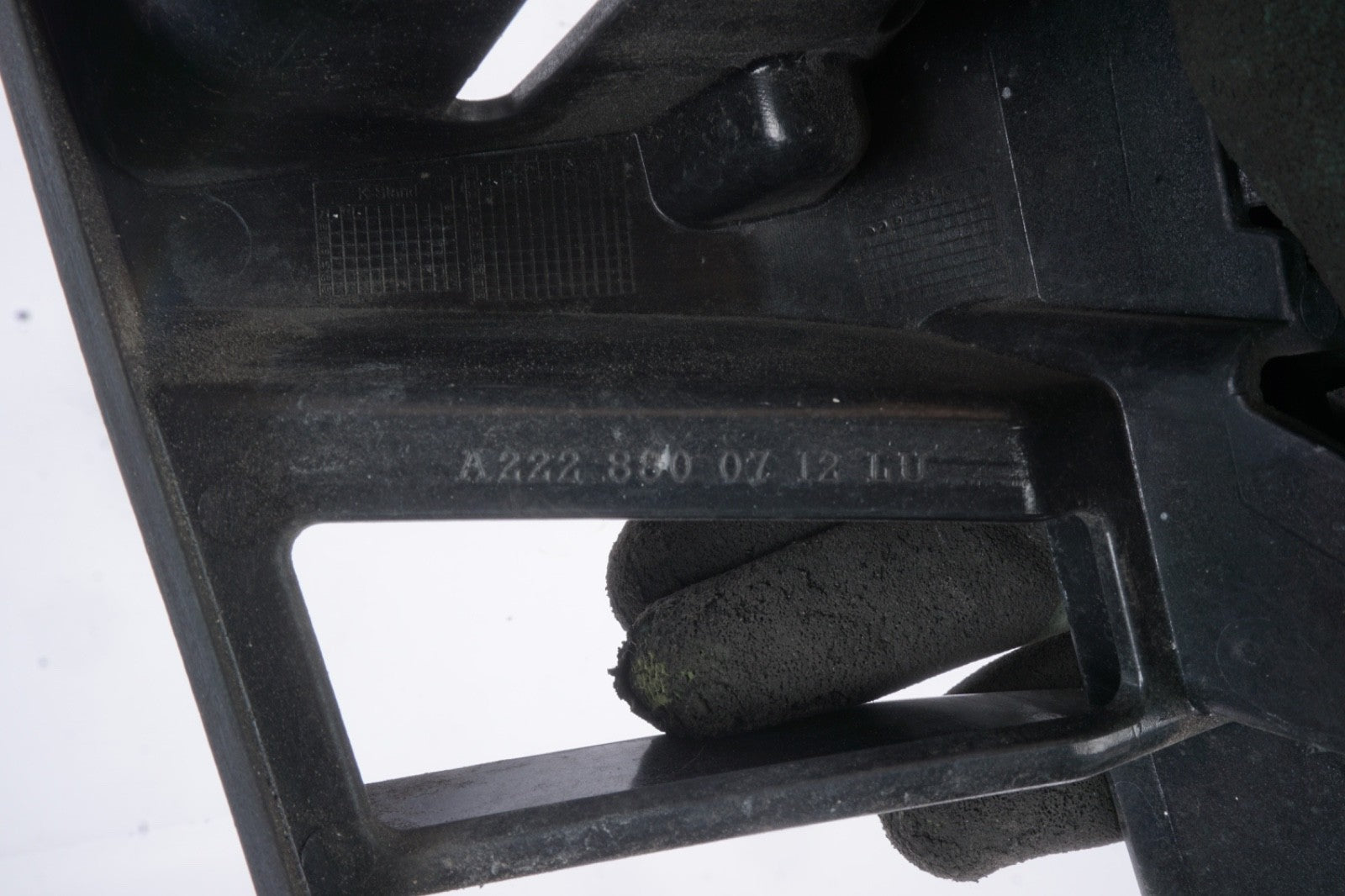 2014 - 2017 Mercedes S550 W222 OEM Rear Lef Right Bumper Support Mount Brackets