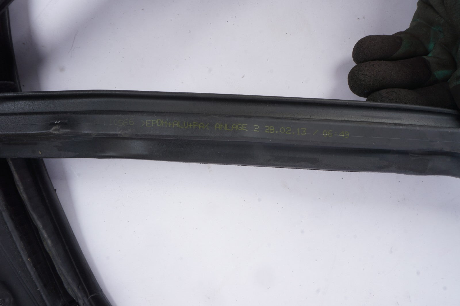 2011 - 2017 Mercedes E350 E400 E550 Right Window Seal OEM