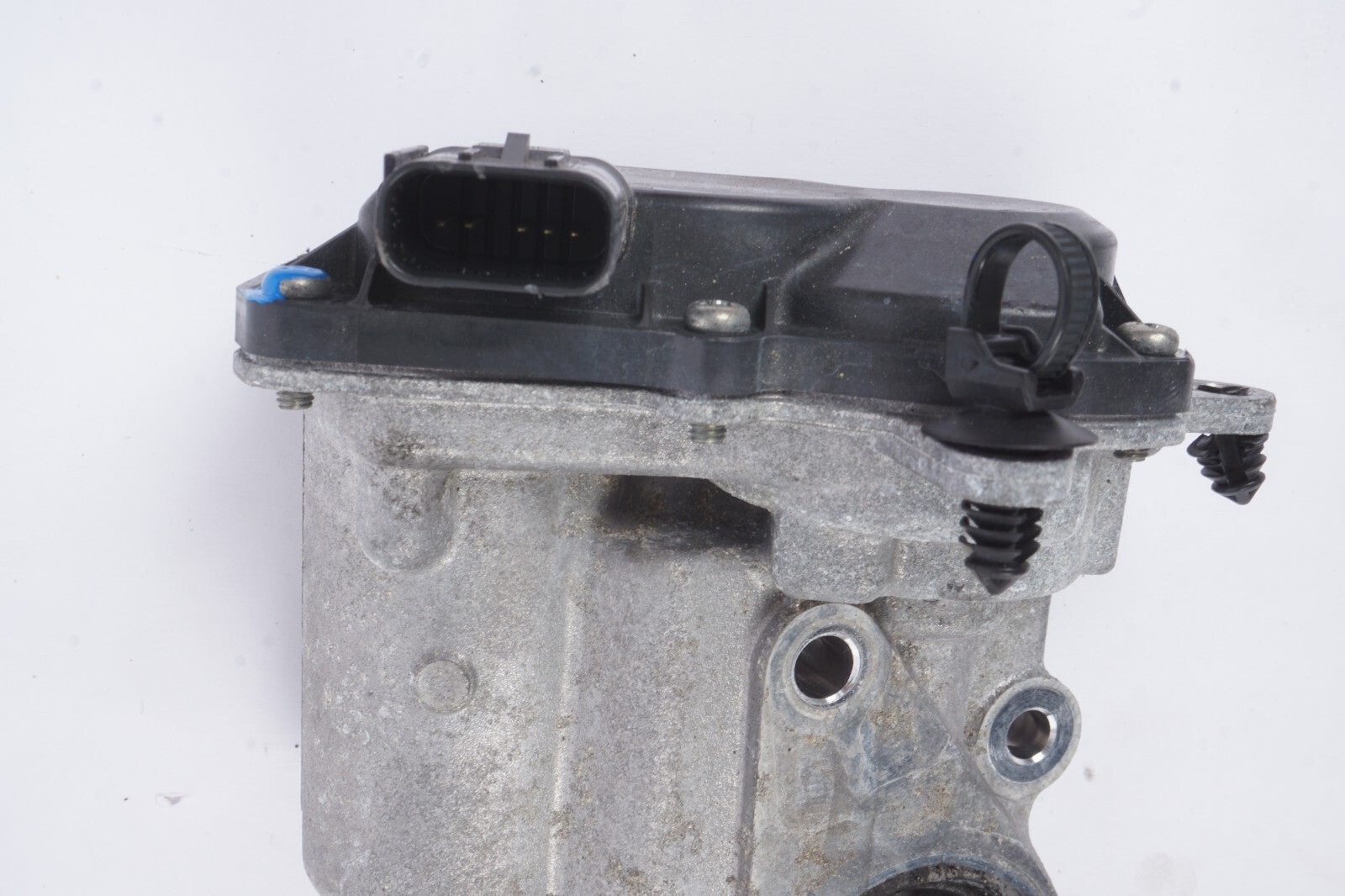 2017 - 2023 Alfa Romeo Giulia Egr Exhaust Gas Recirculation Valve OEM