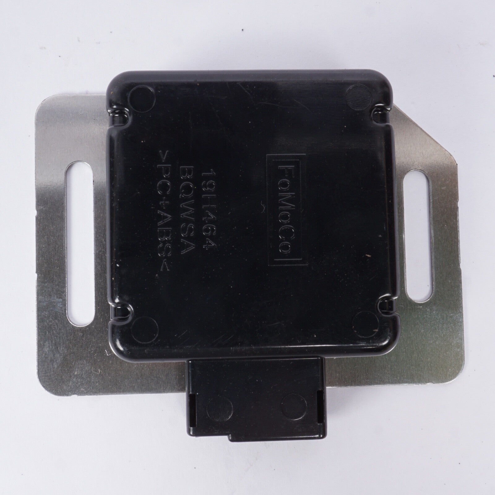 2014 - 2018 Fits Ford Focus Gps Communication Positioning Module Cm5T19H464Ce