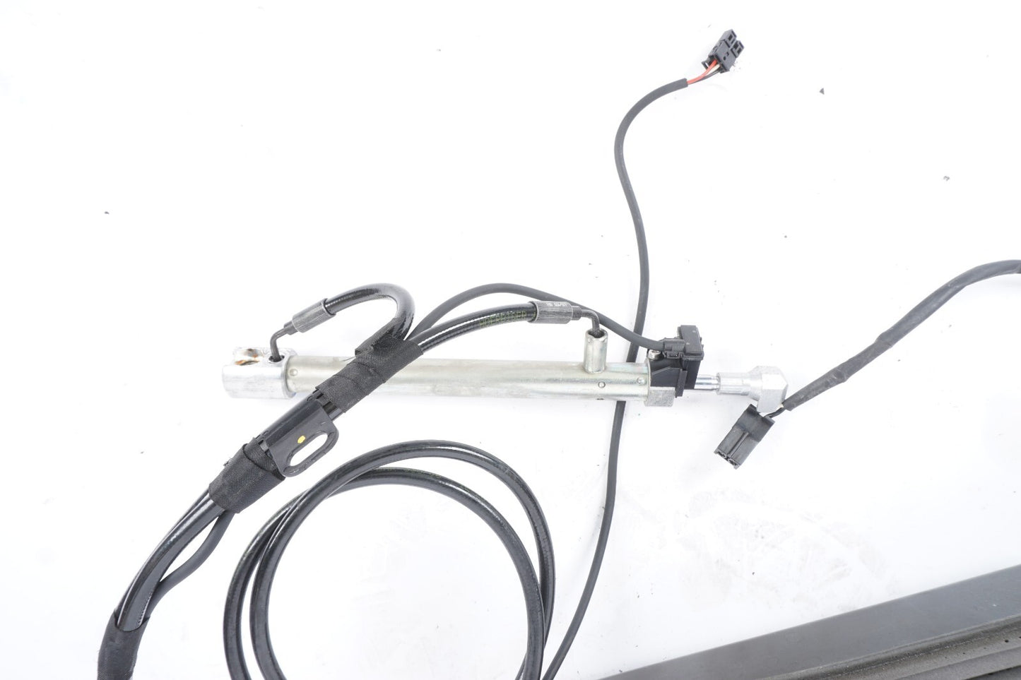 07-13 Mercedes W221 S550 S600 Rear Trunk Locking Hydraulic Pull Down Pump  OEM