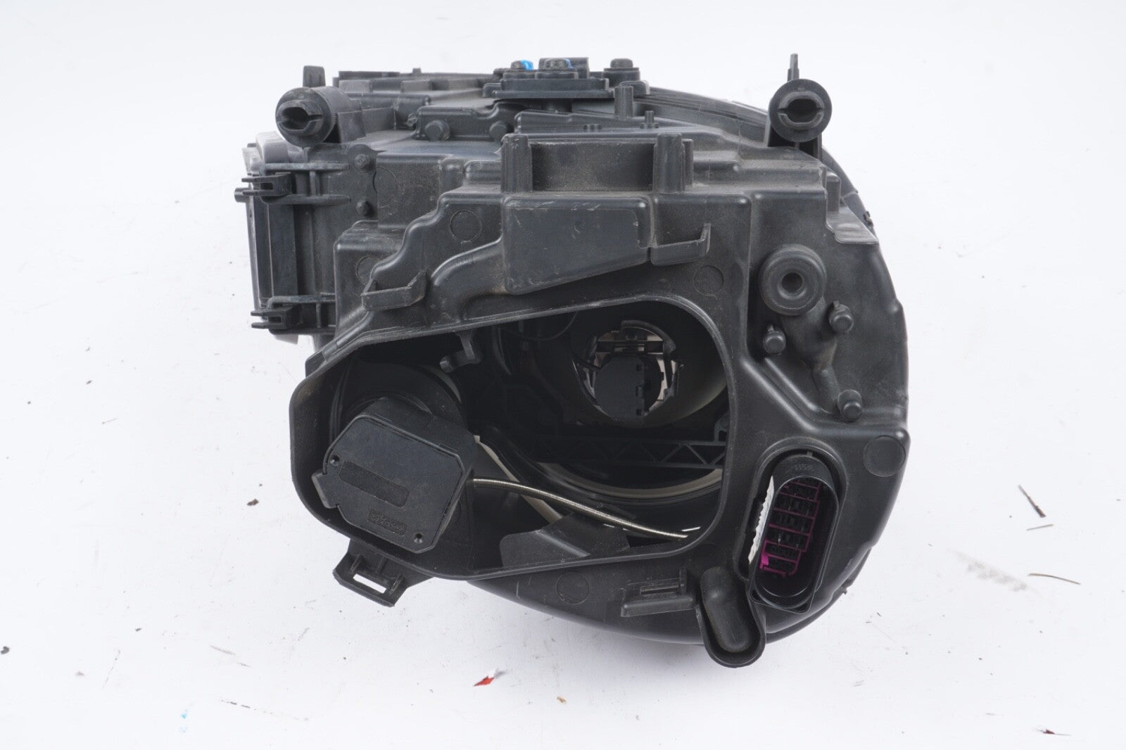2011 - 2014 Porsche Cayenne 958 Headlight Left Driver Side Halogen OEM