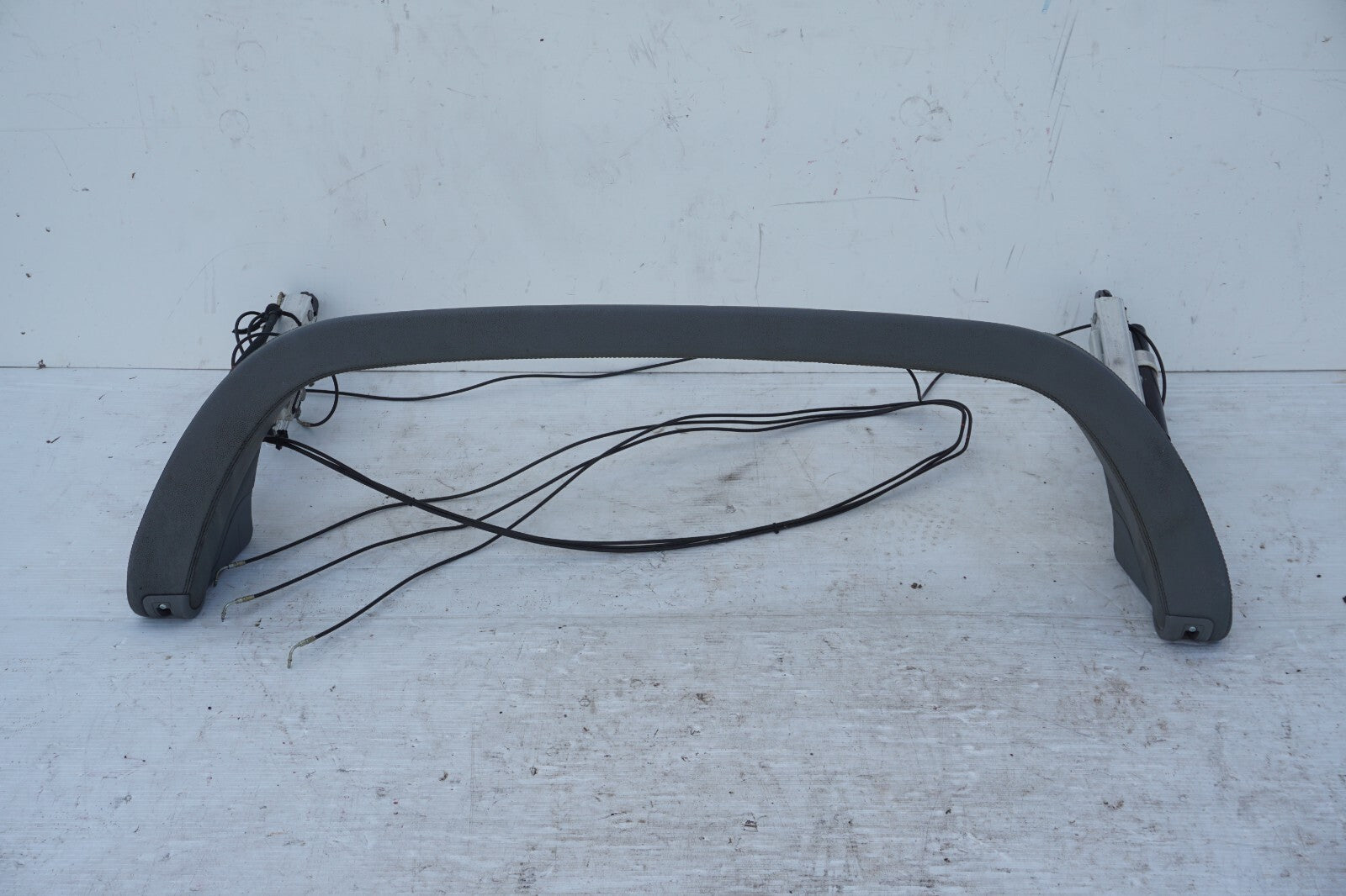 2003-2012 Mercedes-Benz SL500 SL55 AMG Convertible Hydraulic Roll Over Bar OEM