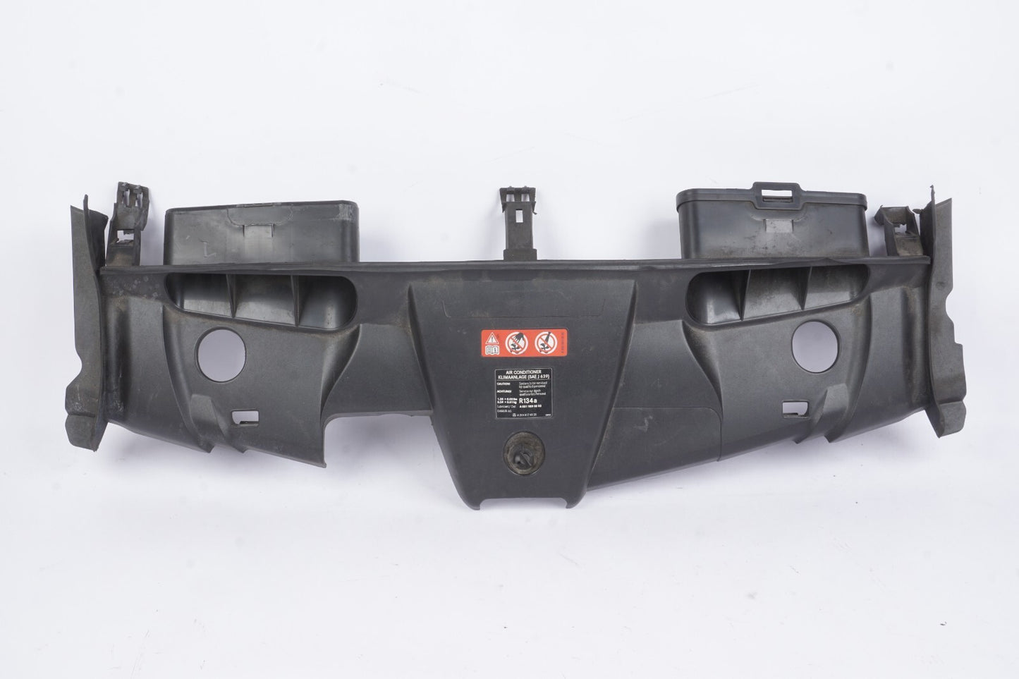 2010 - 2014 Mercedes W207 E350 E400 E550 Engine Radiator Upper Baffle Air Duct