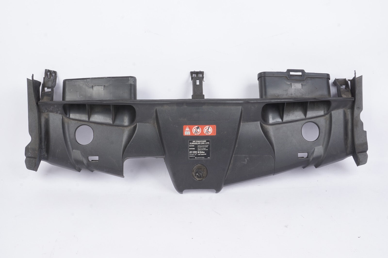 2010 - 2014 Mercedes W207 E350 E400 E550 Engine Radiator Upper Baffle Air Duct
