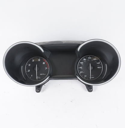 17 - 19 Alfa Romeo Giulia 2.0L INSTRUMENT CLUSTER GAUGE SPEEDOMETER  OEM