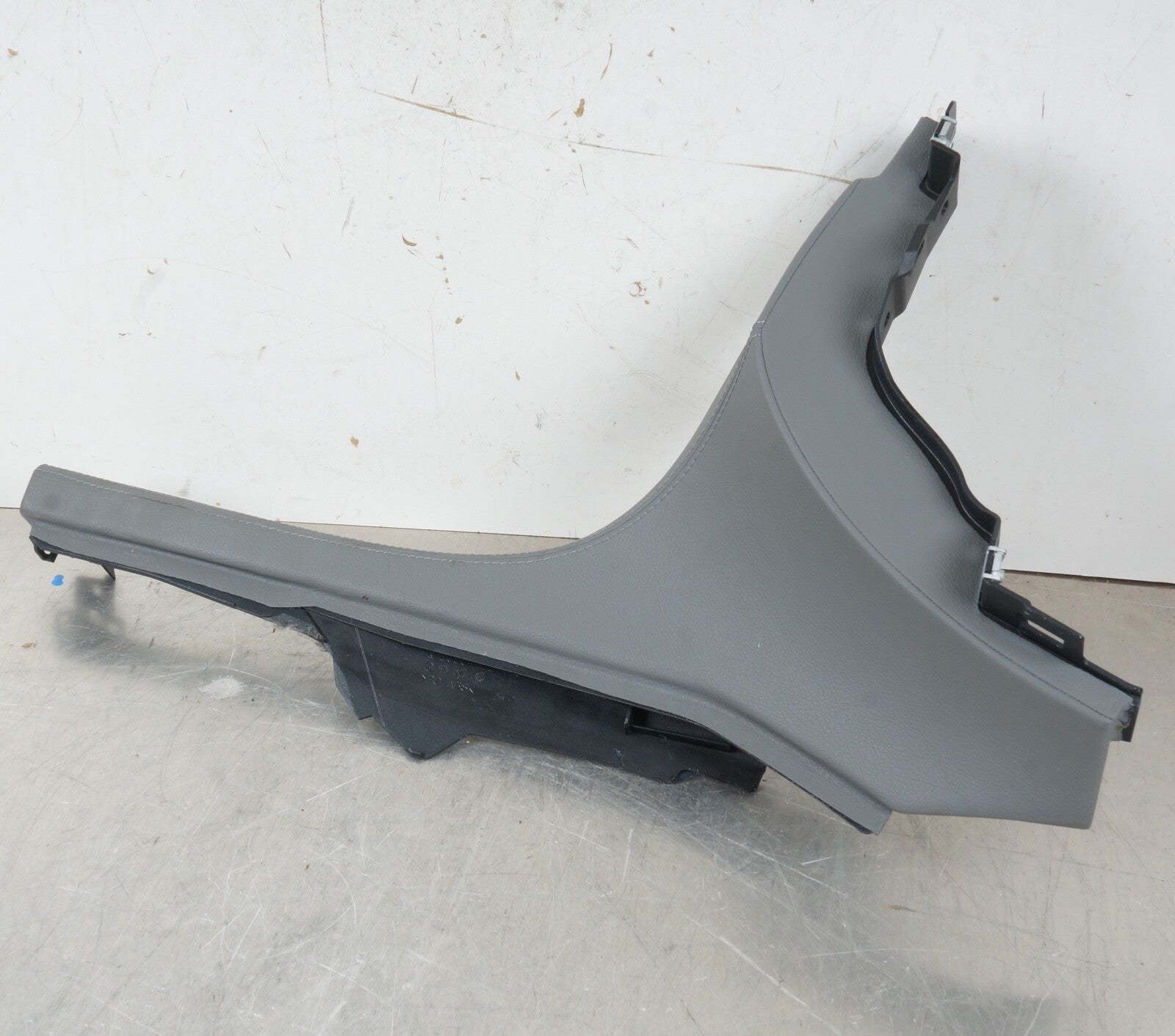 07-14 Mercedes W216 CL550 CL63 Center Console Trim Cover Front Right GRAY OEM