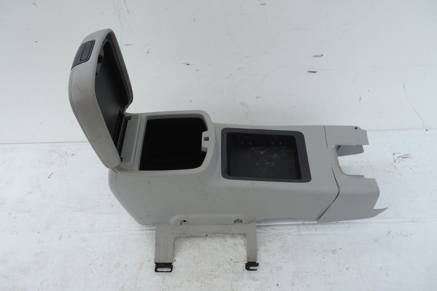 2007 - 2014 Chevy Silverado Tahoe Suburban Center Console Panel OEM