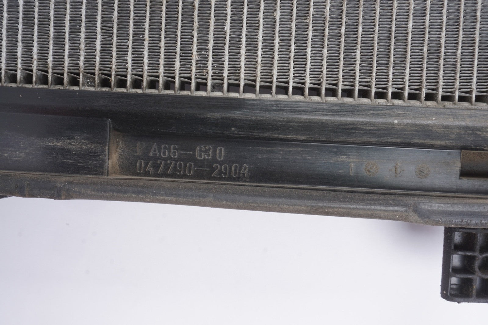 08-15 Mercedes E350 C300 GLK350 Engine Cooling Radiator AC Air A/C Condenser
