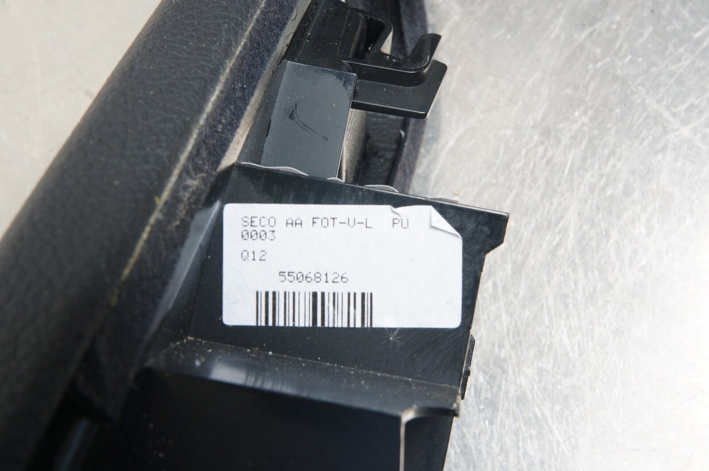 07-13 Mercedes W221 S550 Rear Left Driver Black Interior Door Panel Armrest