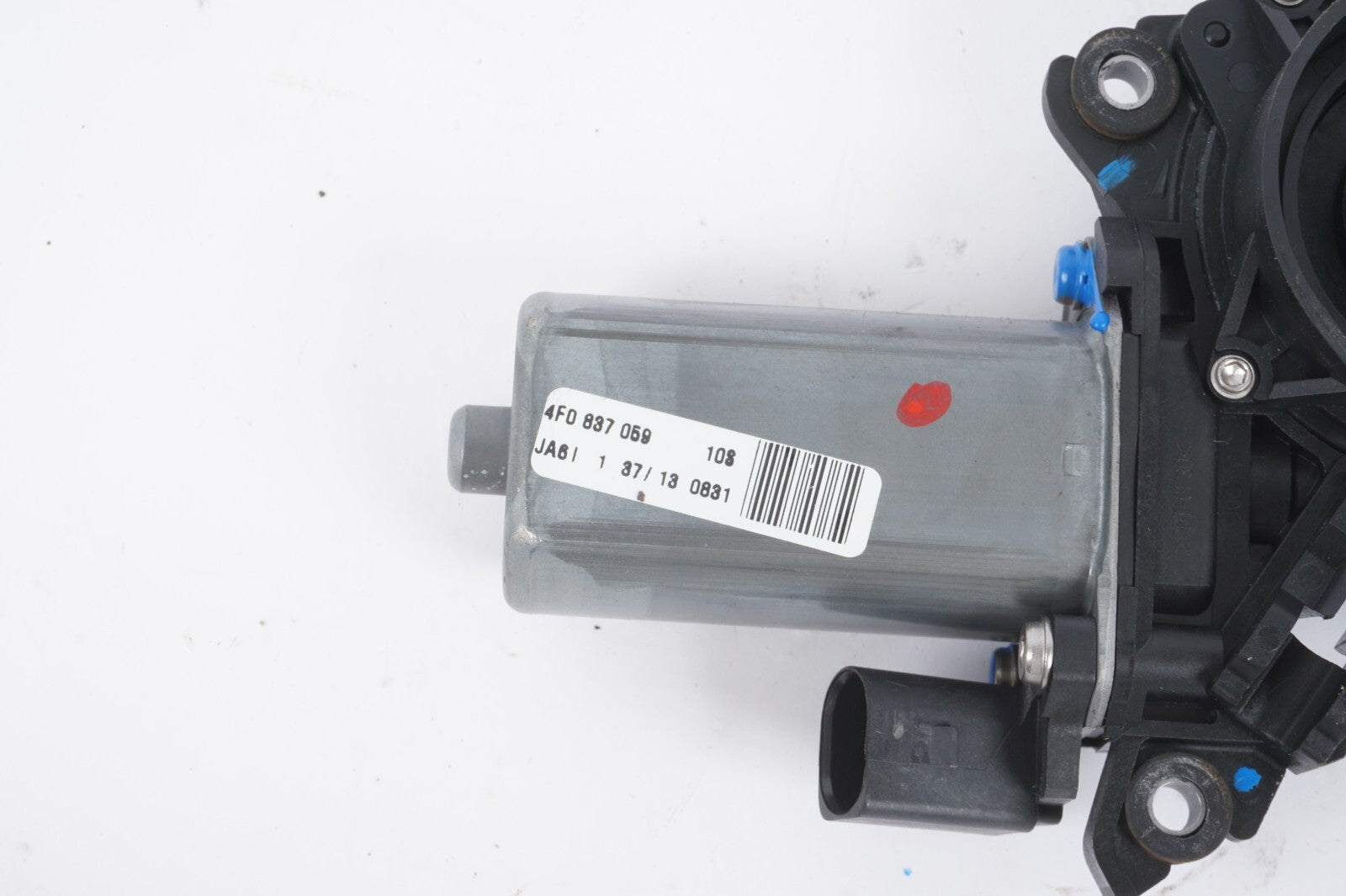 12-17 AUDI A8L A8 FRONT LEFT DRIVER POWER DOOR CLOSE ASSIST MOTOR  OEM