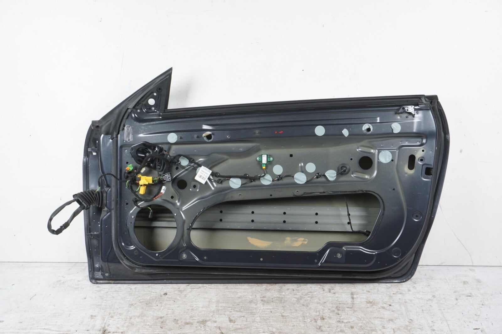11-17 Mercedes W207 E350 E550 Coupe Convertible Right Side Door Shell OEM