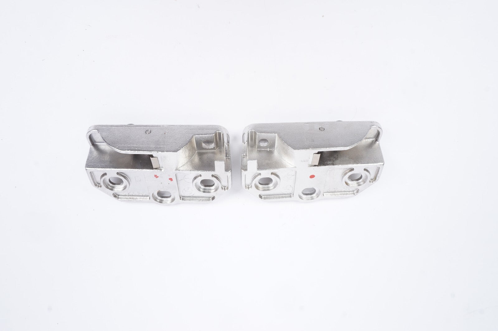 06-10 BMW 650i E64 Convertible Tension Rope Base Plate Set Of 2 OEM