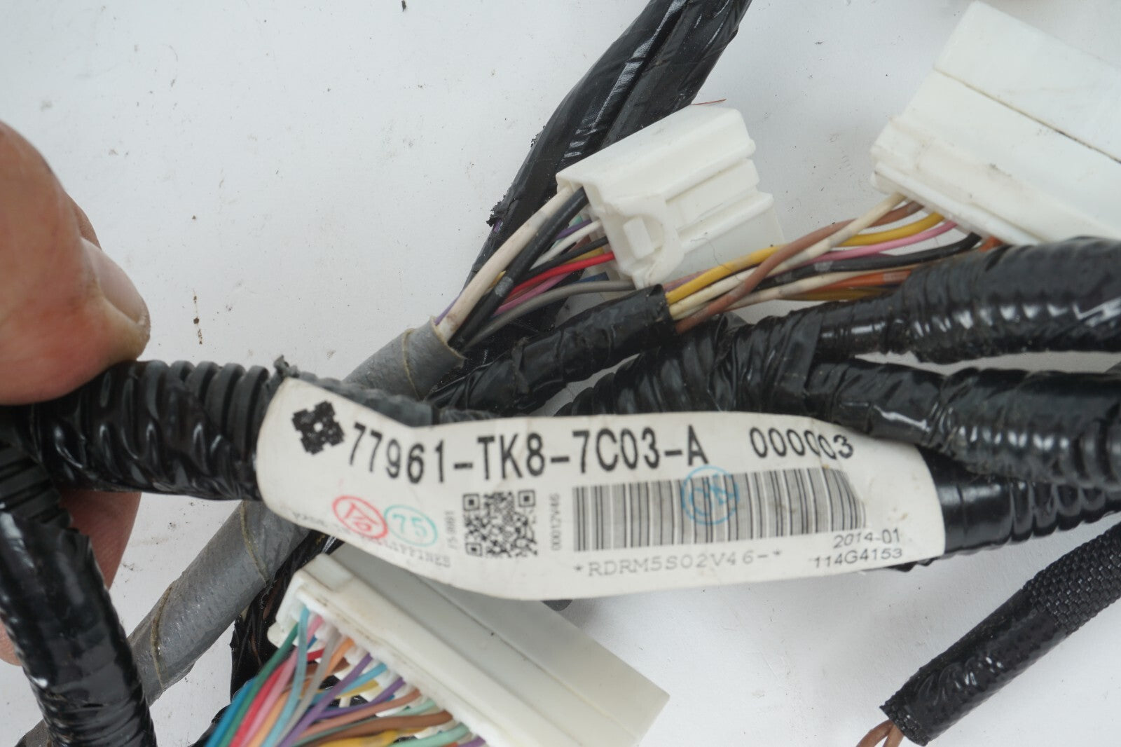 14 - 17 HONDA ODYSSEY UNDER HOOD WIRE HARNESS W/ FUSE BOX OEM