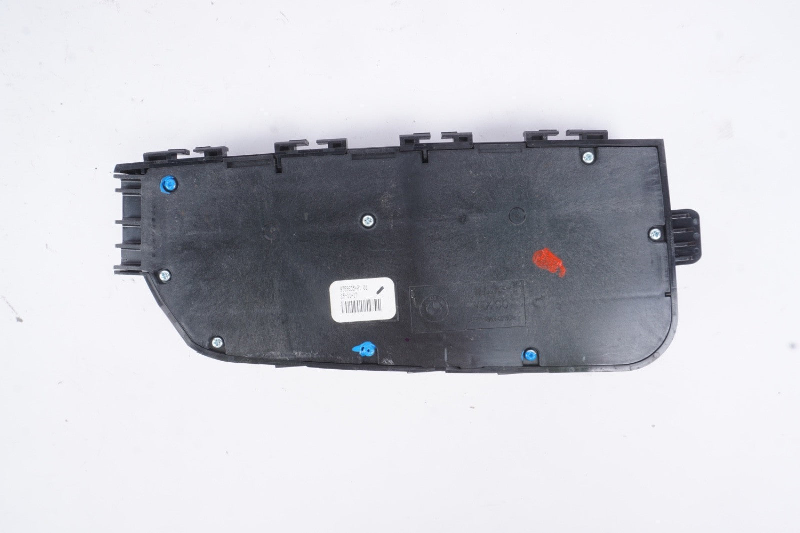 2018 - 2023 BMW X2 F39 FRONT LEFT DRIVER SIDE SEAT CONTROL SWITCH OEM 9359835